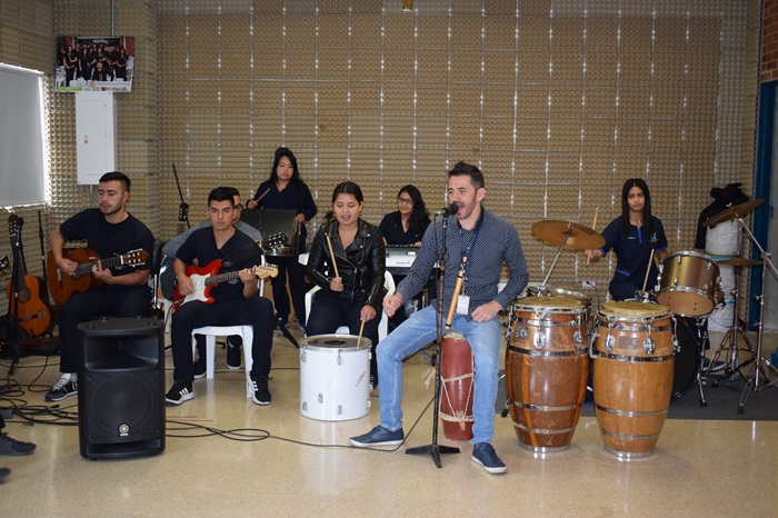 musica 0 pq.jpg